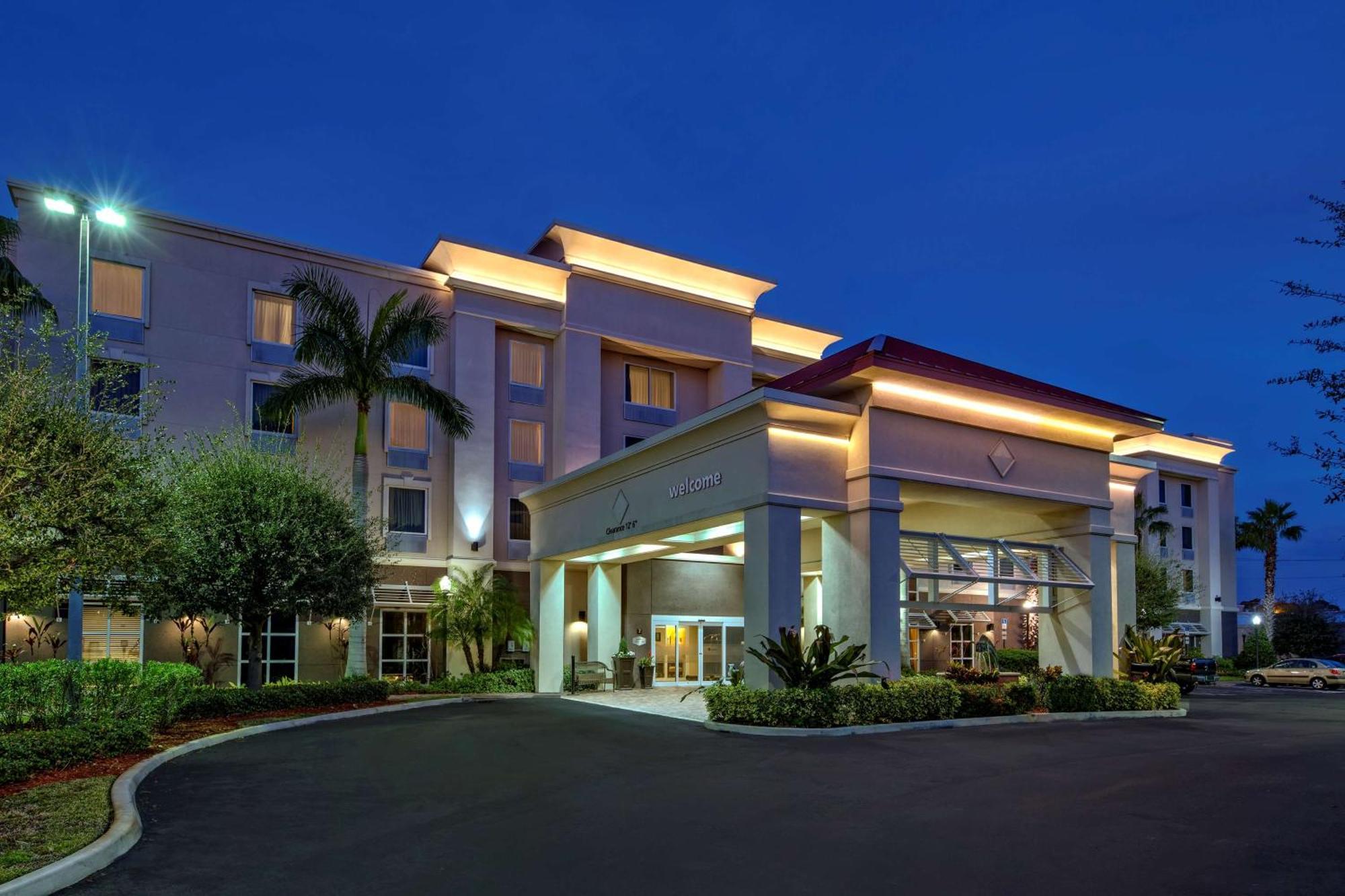 Hampton Inn & Suites Stuart-North Εξωτερικό φωτογραφία